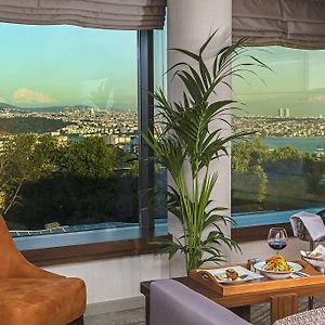 Köşedeki King Luxury Oda